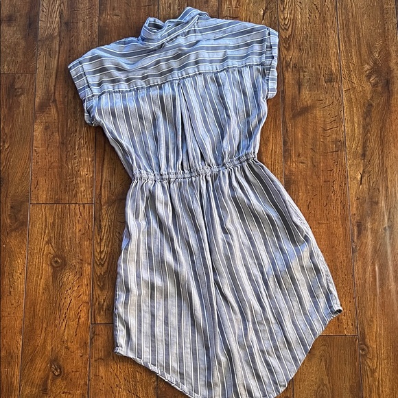 Japna Blue and White Striped Midi Dress - Picture 5 of 5
